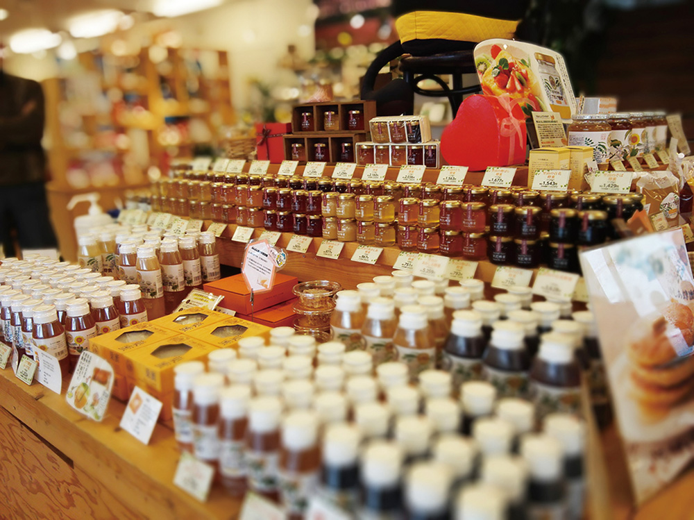 山田養蜂場ぶんぶんファクトリー